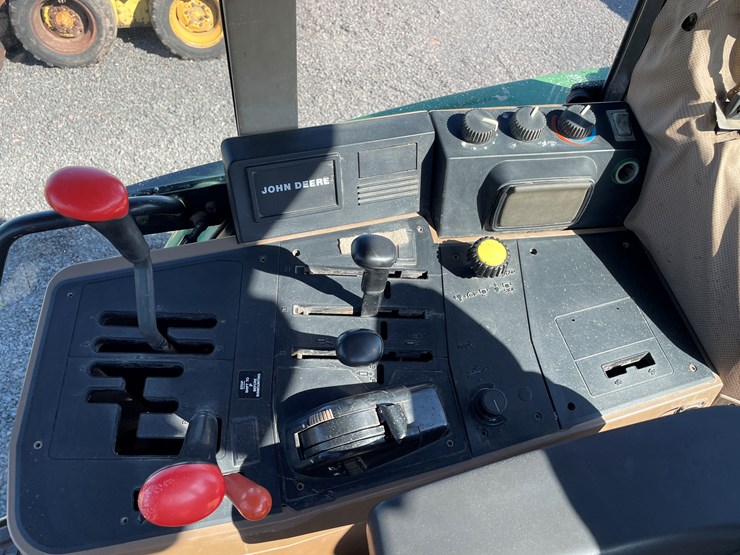 1993-john-deere-6200-image-36