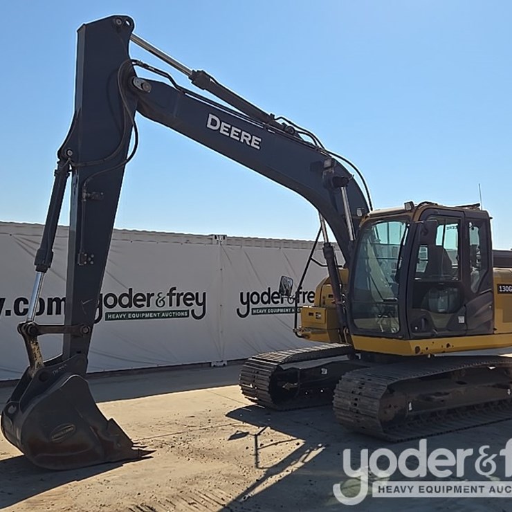 2022 DEERE 130G