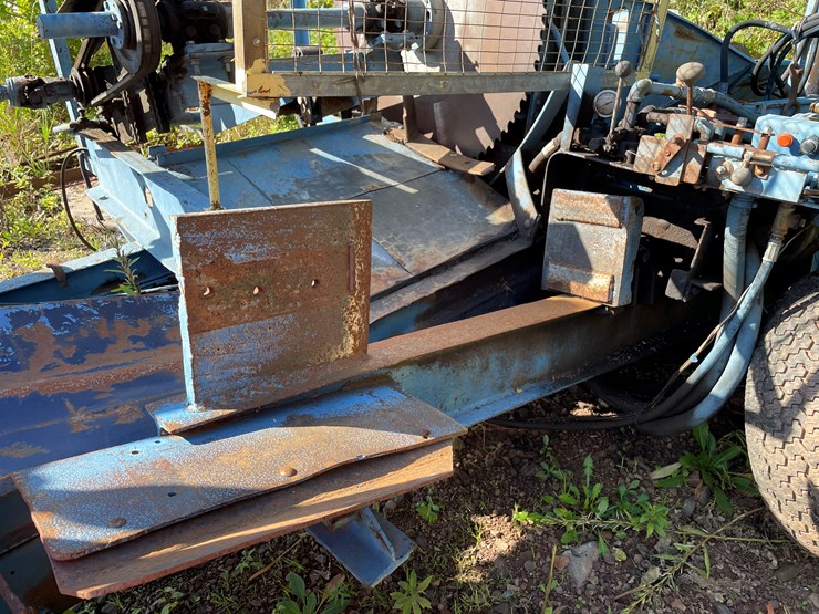 #112-•-circular-saw-firewood-processor-(ironwood,-mi)-image-22