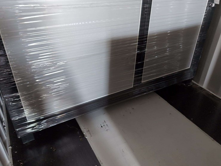 kj-heavy-duty-portable-restroom---model:-k1522-image-2