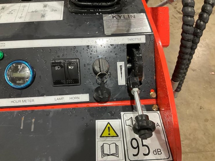 #1024-•-unused-ky380-mini-skid-steer-image-21
