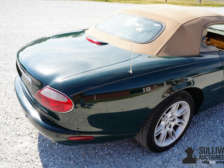 run-#11---2001-jaguar-xk8-convertible-image-19