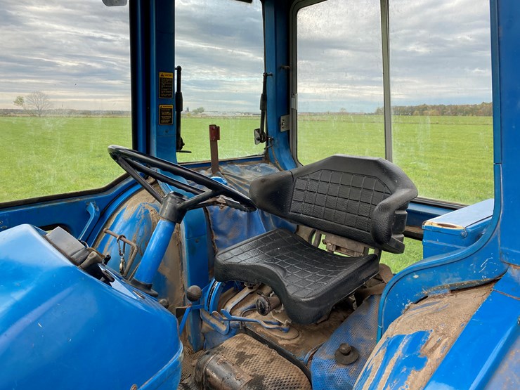 1981-ford-7600-image-24