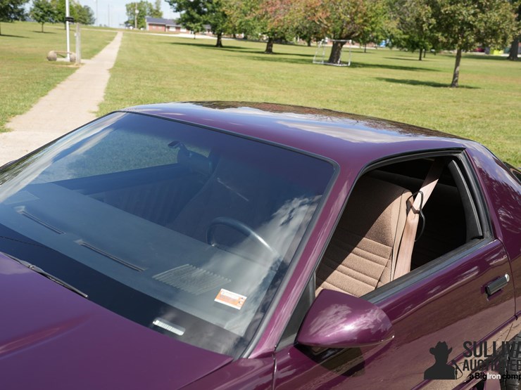 run-#68---1992-chevrolet-camaro-rs-image-11