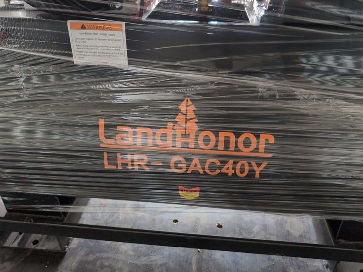 (1)-landhonor-40-gallon-2-stage-air-compressor---10-hp---gac40y-image-2