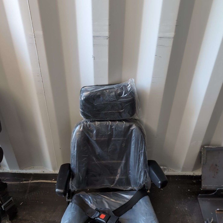 (1) Universal Mower/Tractor Seat - with Mounting Brackets