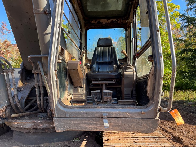 deere-790d-image-16