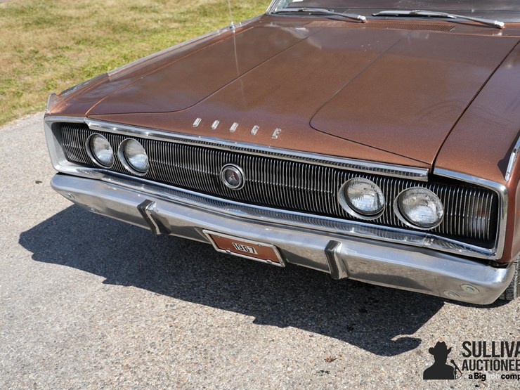 run-#6---1967-dodge-charger-coupe-image-9