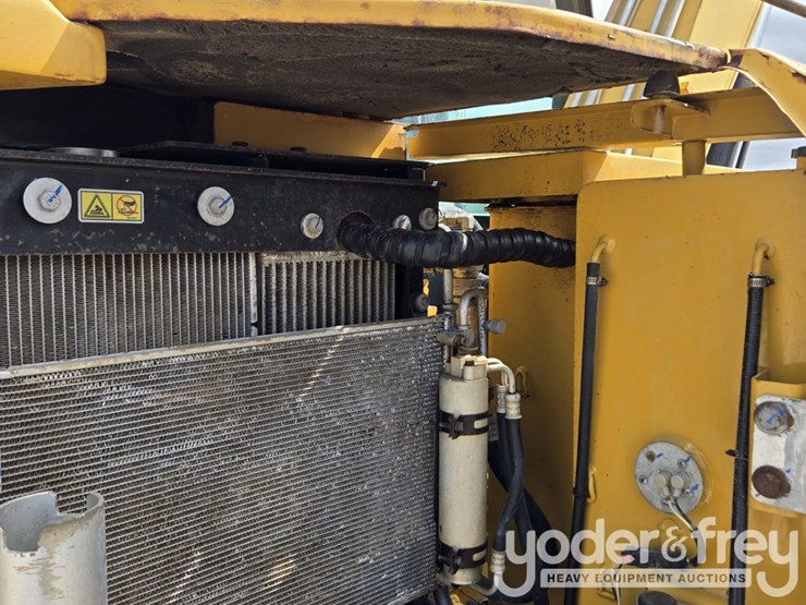 2014-caterpillar-307e2-image-47