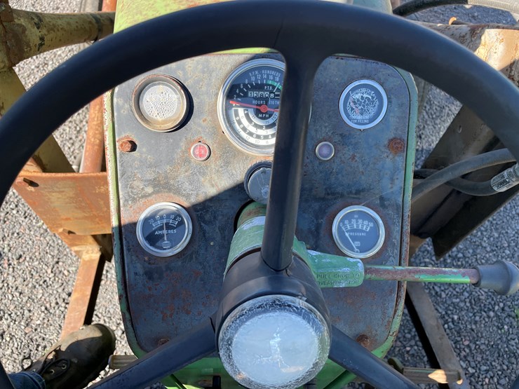 1963-john-deere-1010-image-35