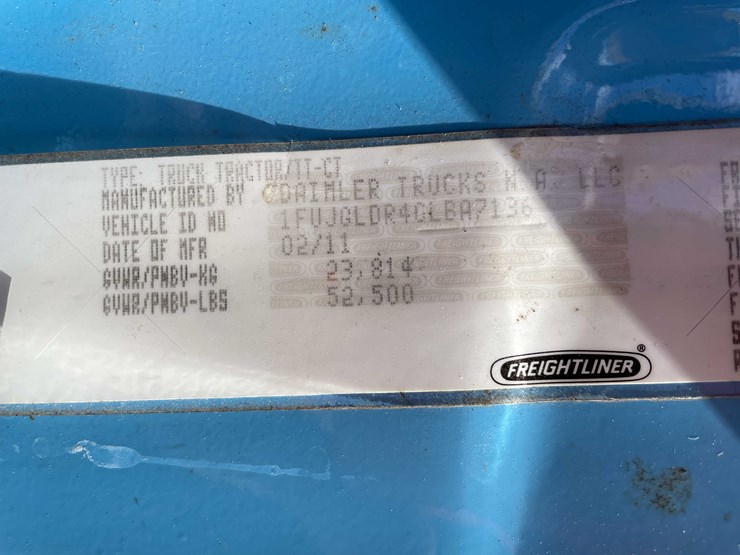 #404-•-2012-freightliner-semi-tractor-(has-wi-title)-(whitelaw,-wi)-image-86