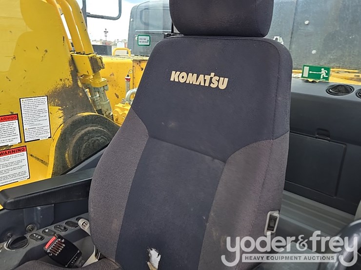 2023-komatsu-pc490-lc-11-image-56