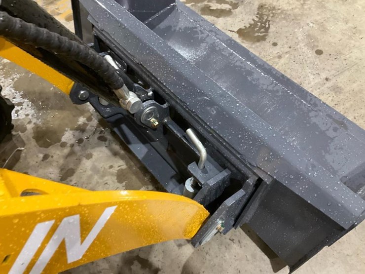 #1019-•-unused-ky460-mini-skid-steer-image-22