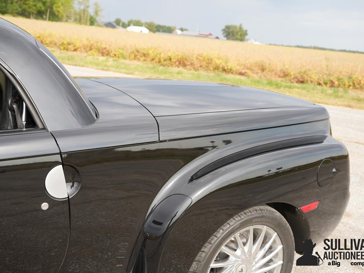 run-#75---2004-chevrolet-ssr-convertible-image-18