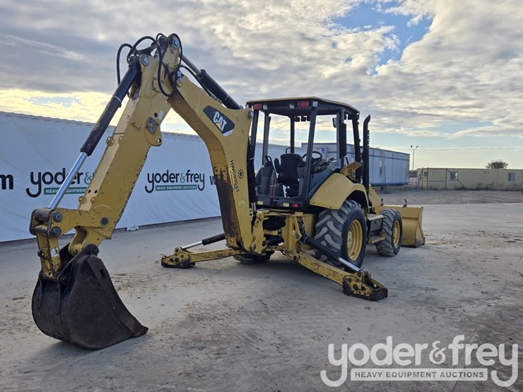 2018-caterpillar-420f2-image-5