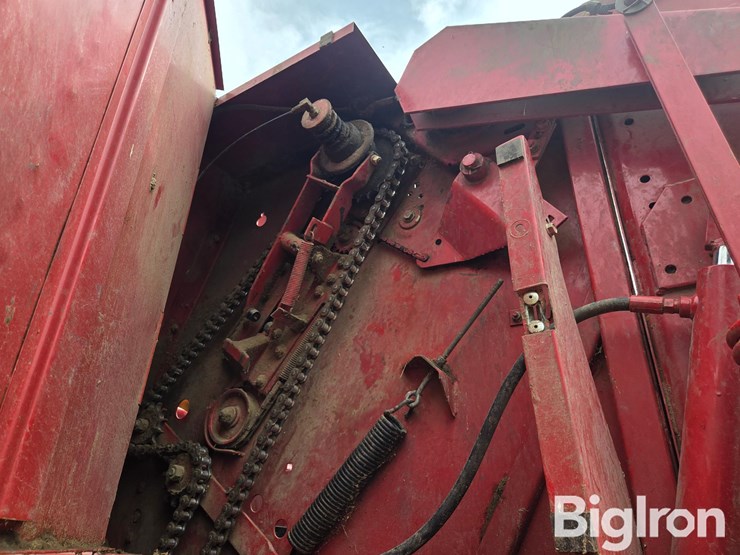 2001-new-holland-688-image-15