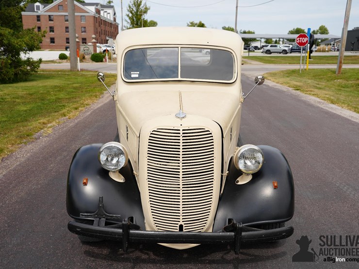 1937-ford-f100-image-2