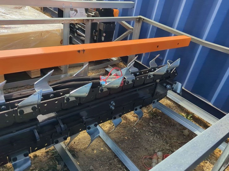 (1)-wolverine-skid-steer-trencher---tcr-12-48h-image-2