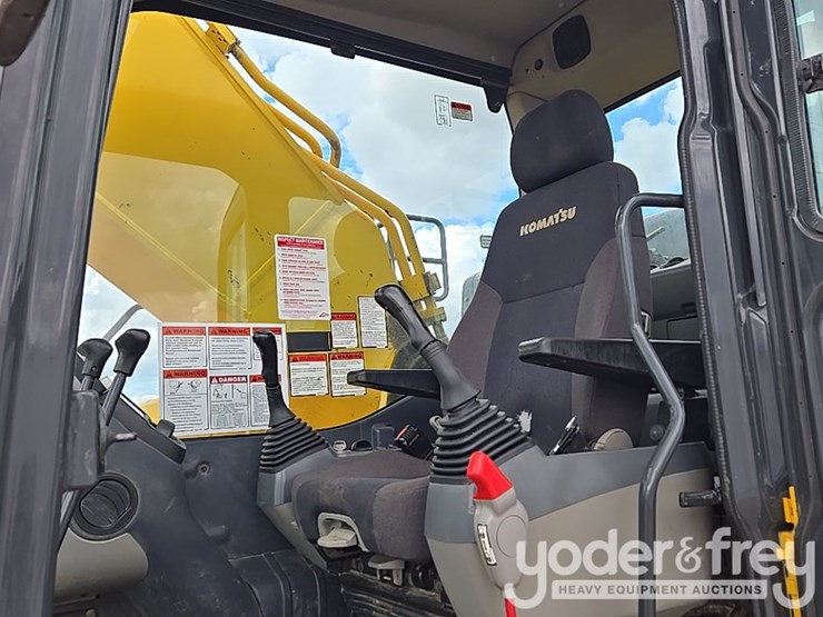 2023-komatsu-pc490-lc-11-image-53