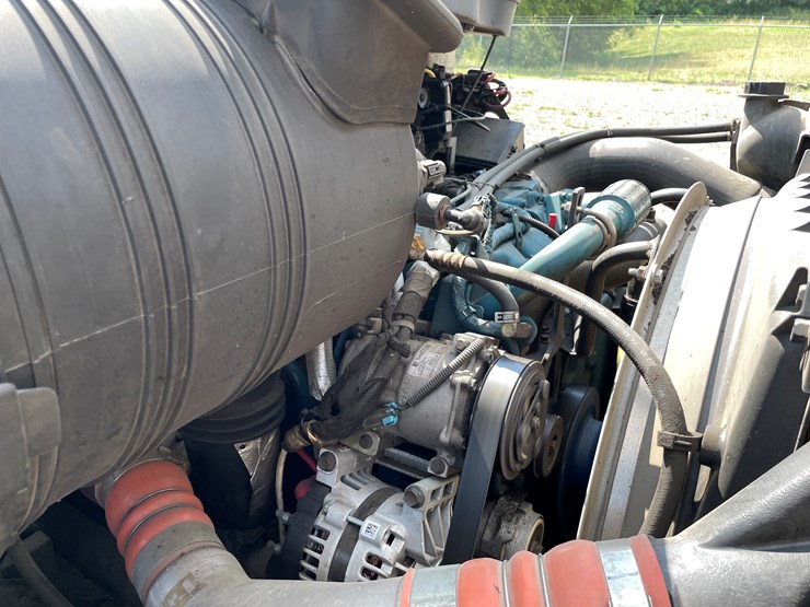 international-durastar-4400-image-20