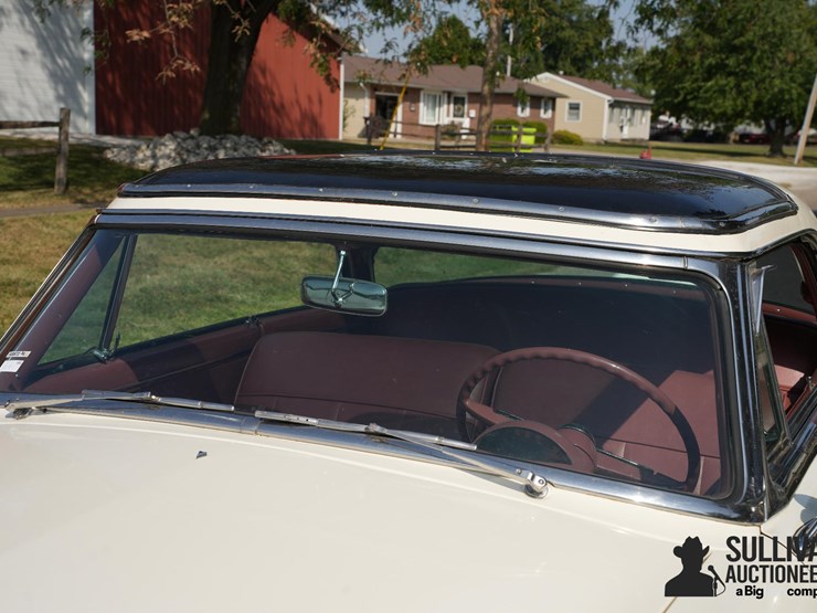 run-#69---1954-ford-crestline-skyliner-image-11