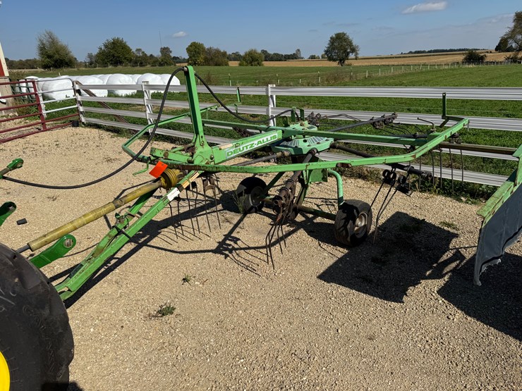 #212-•-deutz-allis-hay-rake-(deforest,-wi)-image-1