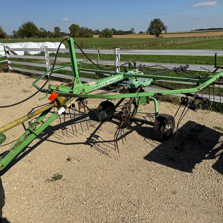 #212 • Deutz-Allis Hay Rake (Deforest, WI)