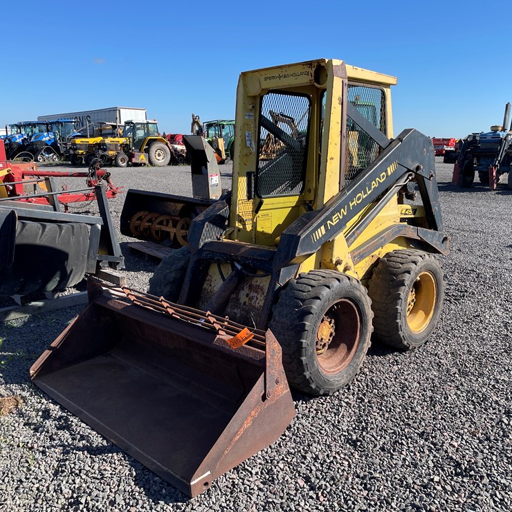 1984 NEW HOLLAND L451