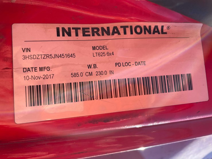 #400-•-2018-international-semi-tractor-(has-wi-title)-(denmark,-wi)-image-94