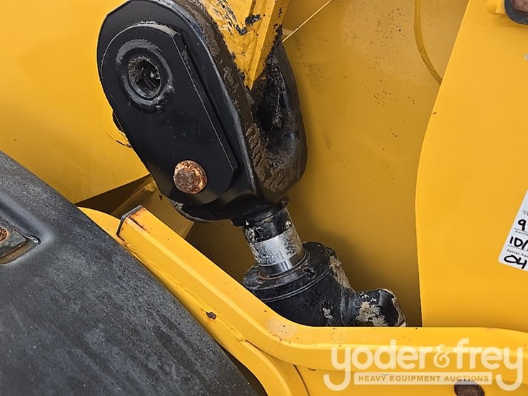 2019-caterpillar-930-image-18