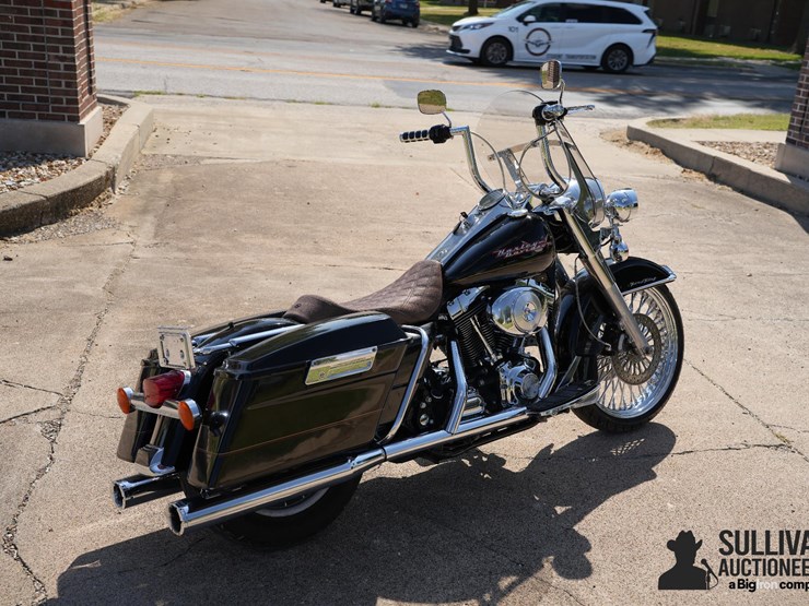 run-#34---2002-harley-davidson-road-king-motorcycle-image-5