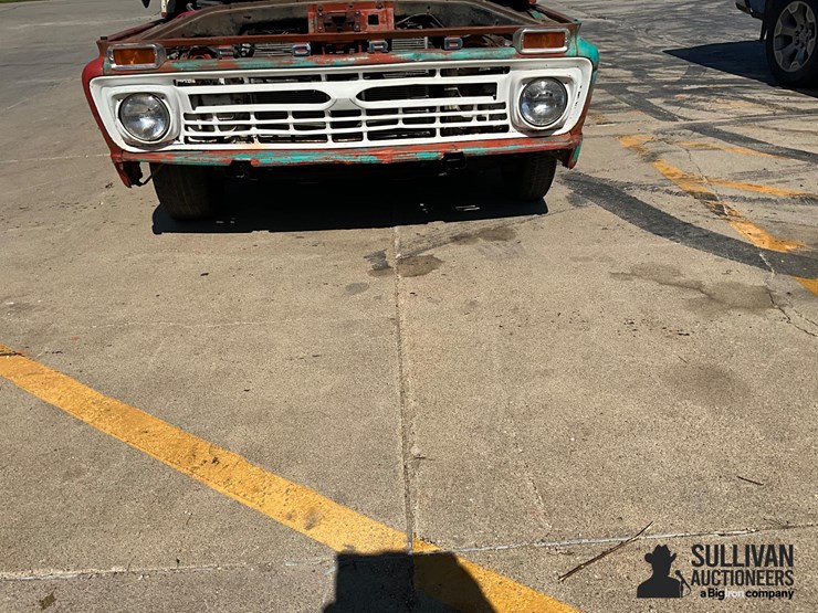 1966-ford-f100-image-16