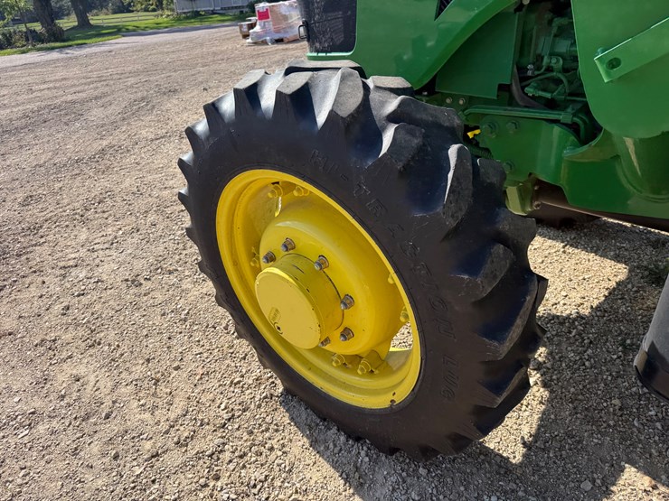 john-deere-5075e-image-26