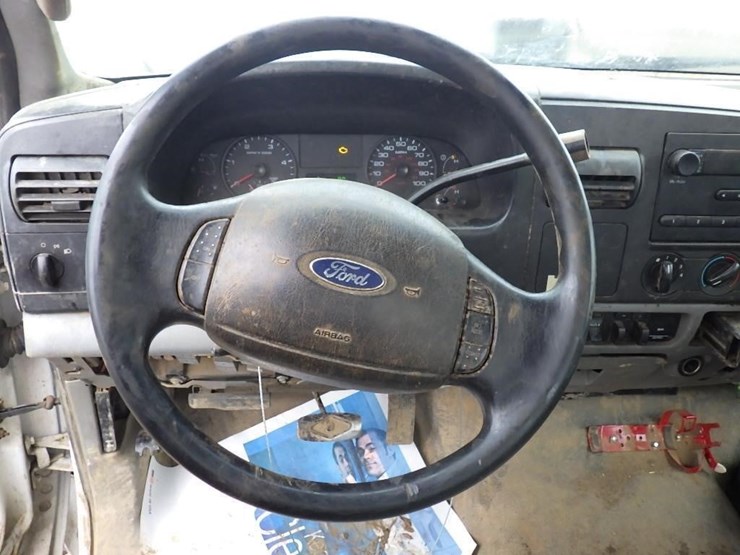 2006-ford-f350-image-26