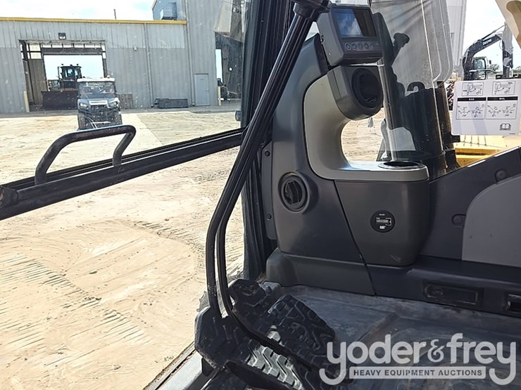2019-caterpillar-313fl-image-60