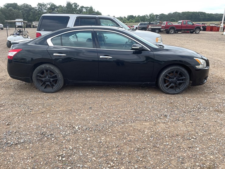#522-•-2011-nissan-maxima-*non-runner*-(has-mn-title)-(princeton,-mn)-image-4