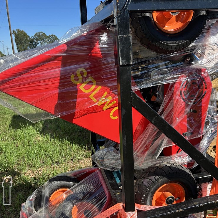 2025 SDLANCH WOOD CHIPPER
