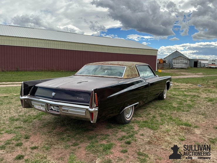 1970-cadillac-coupe-deville-image-5