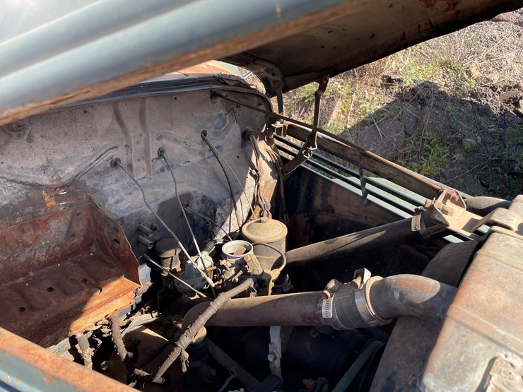 #426-•-vintage-ford-1-1/2-ton-single-axle-dump-truck-(no-title)-(houghton,-mi)-image-41