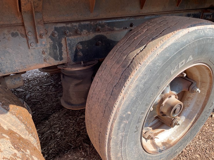 #412-•-1988-white-gmc/autocar-quad-axle-dump-truck-(title-in-delay)-(wakefield,-mi)-image-40