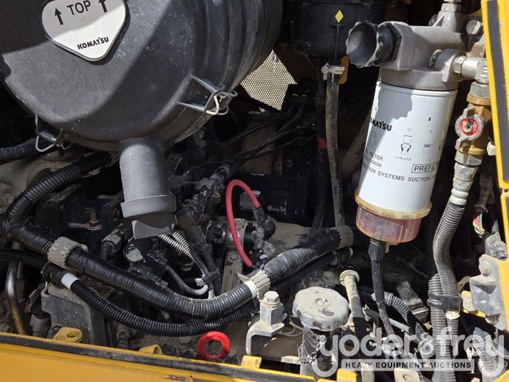 2018-komatsu-d61pxi-24-image-33