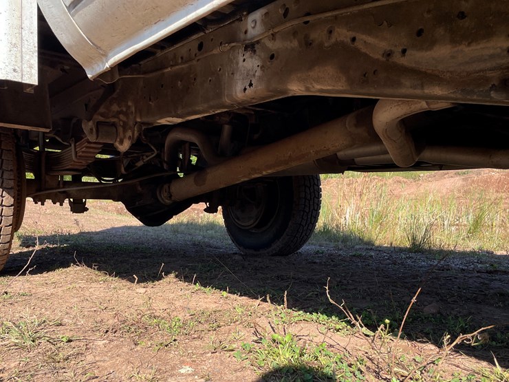 #516-•-1984-chevy-d350-4x4-pickup-(title-in-delay)-(wakefield,-mi)-image-35