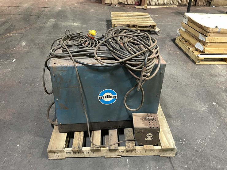 #6881-•-miller-arc-welder-(kaukauna,-wi)-image-6