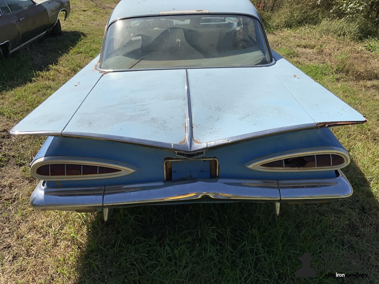 1959-chevrolet-4-dr.-impala-image-17