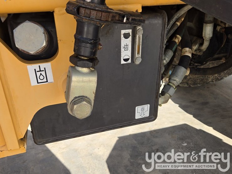 2018-volvo-sd75b-image-26