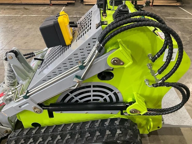 #1010-•-new-landhero-mini-skid-steer-image-8