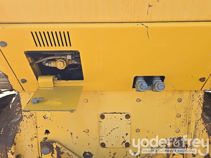 2016-komatsu-d65pxi-18-image-20