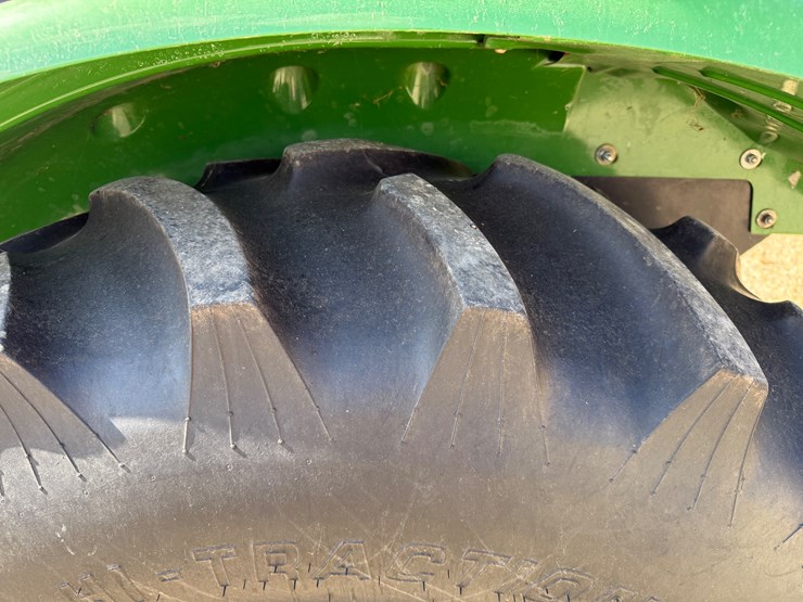 john-deere-5075e-image-23