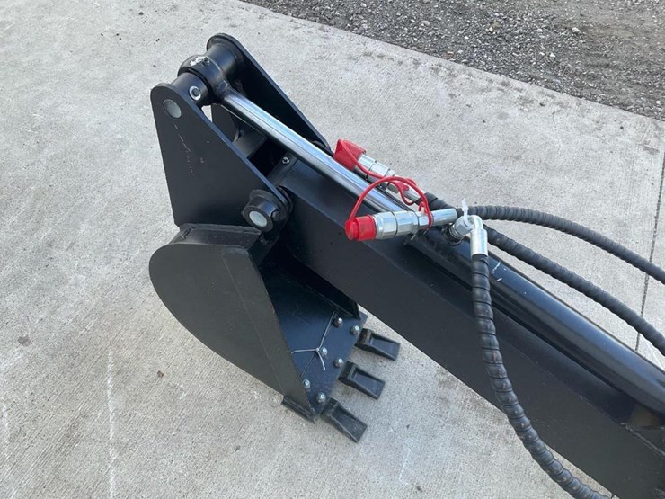 #1353-•-unused-mini-skid-steer-digger-arm-image-3