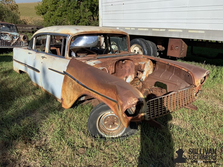 1955-chevrolet-4-dr.-sedan-image-3